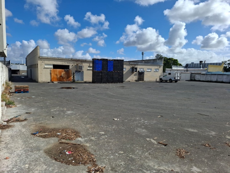 Commercial Property for Sale in De La Haye Western Cape